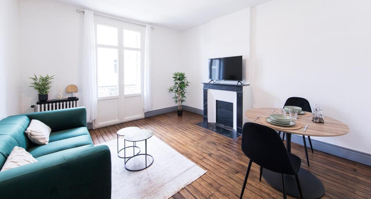 Appartement Avec Balcon A 250 M De La Gare, Hyper Centre Tours Dış mekan fotoğraf
