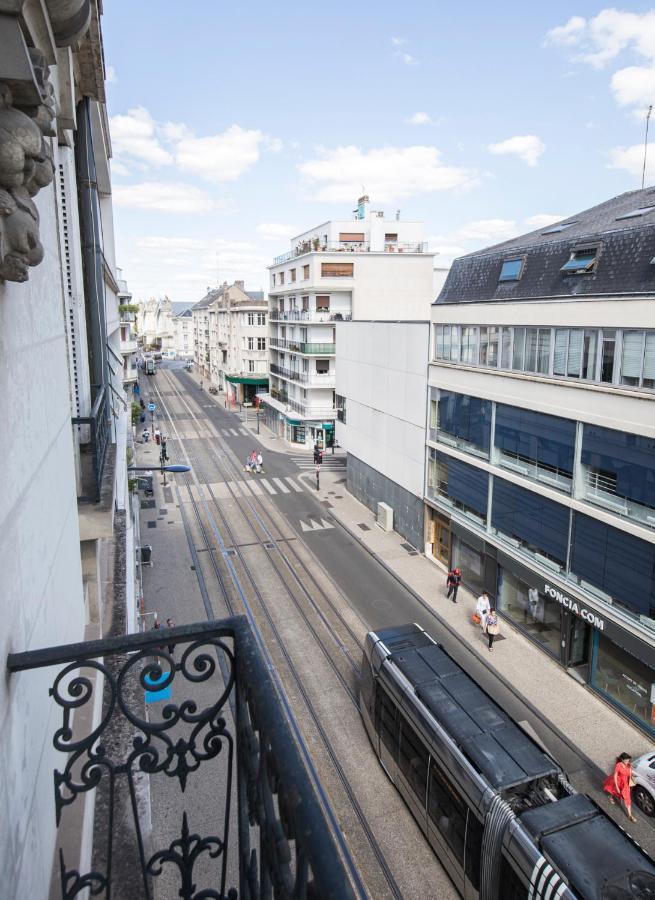 Appartement Avec Balcon A 250 M De La Gare, Hyper Centre Tours Dış mekan fotoğraf